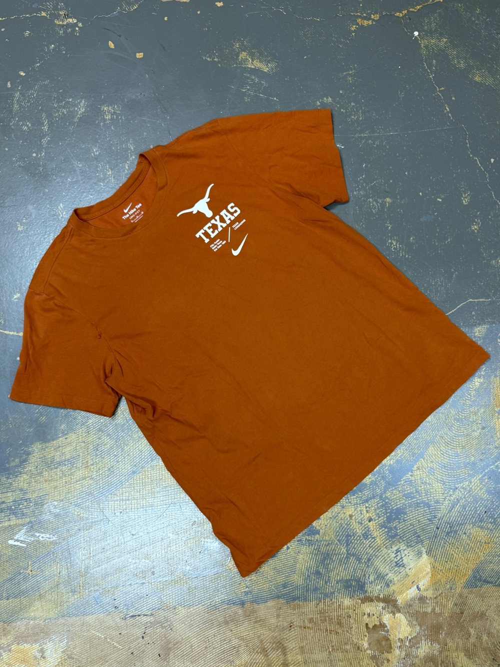 Nike Texas Longhorns UT XL Burnt Orange Football Basketball Hook Em